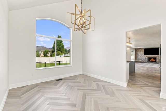 1427 N NARRA PL, Pleasant Grove, UT 84062
