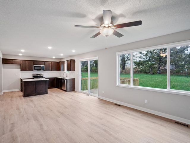 421 Napoli Avenue, West Des Moines, IA 50266