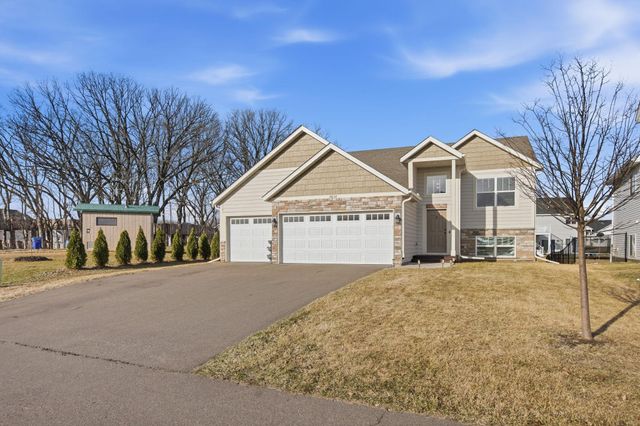 14654 Snowy Owl Street NW, Anoka, MN 55303