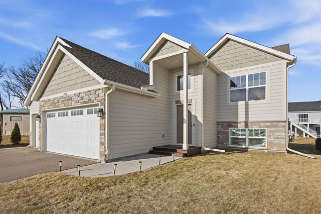 14654 Snowy Owl Street NW, Anoka, MN 55303
