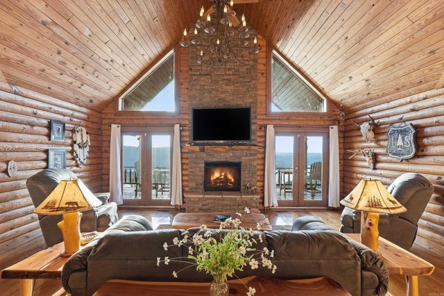 780 Watersedge Dr., Edgemont, AR 72044