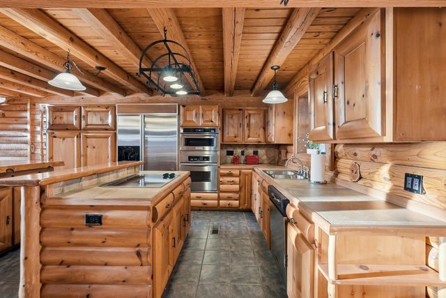 780 Watersedge Dr., Edgemont, AR 72044