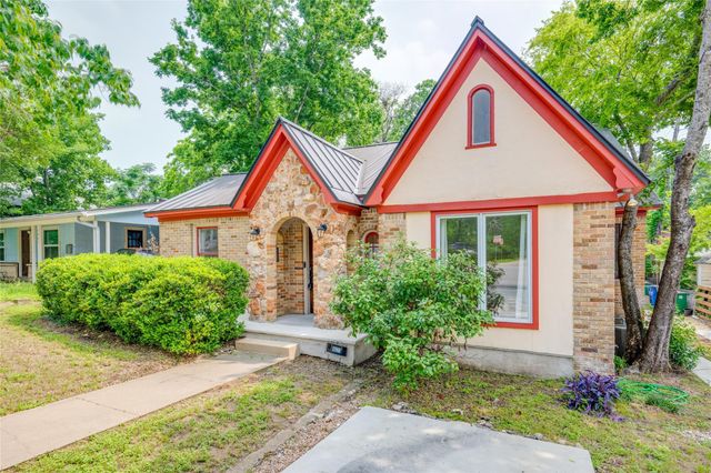 1623 Palma PLZ A, Austin, TX 78703