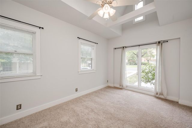 1623 Palma PLZ A, Austin, TX 78703