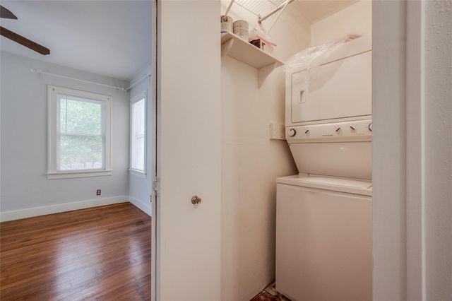 1623 Palma PLZ A, Austin, TX 78703