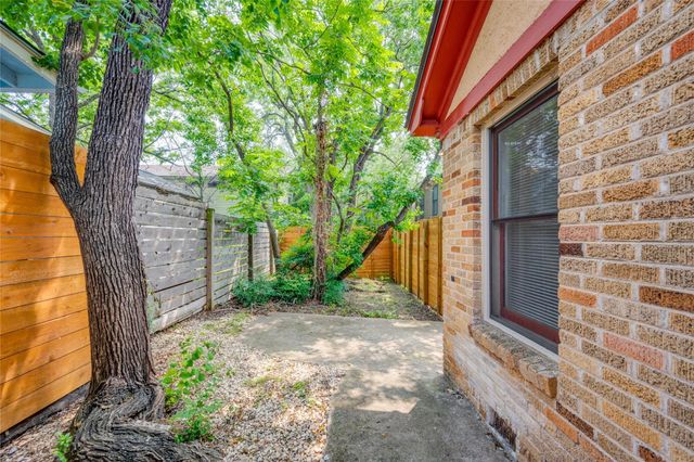 1623 Palma PLZ A, Austin, TX 78703