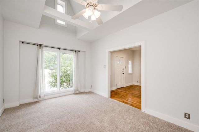 1623 Palma PLZ A, Austin, TX 78703