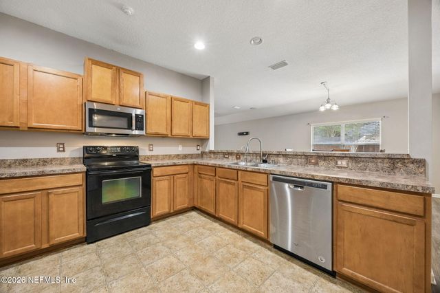 15763 TWIN CREEK Drive, Jacksonville, FL 32218