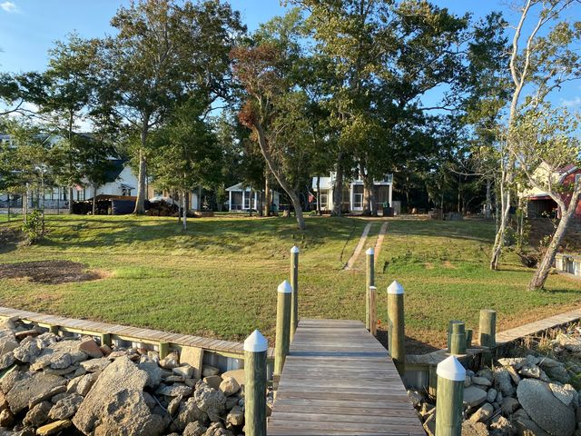 315 Red Barn Road, Freeport, FL 32439