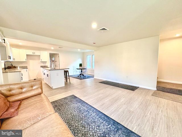 131 W MISPILLION ST, Harrington, DE 19952