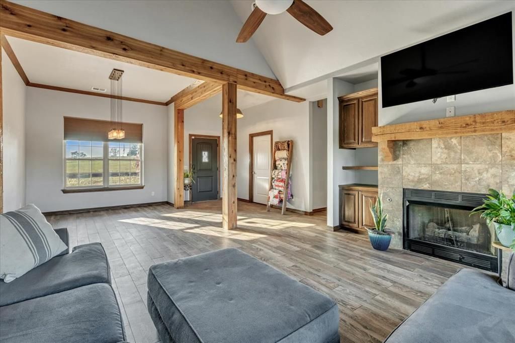 8900 O Neal Lane, Guthrie, OK 73044