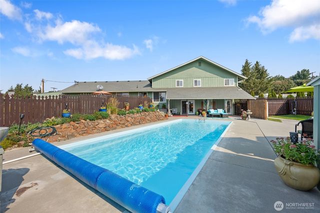 2716 8th Street NE, East Wenatchee, WA 98802