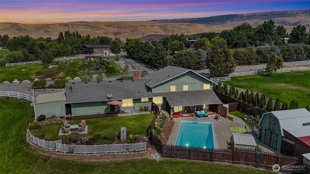 2716 8th Street NE, East Wenatchee, WA 98802