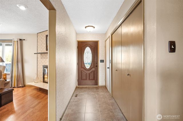 2716 8th Street NE, East Wenatchee, WA 98802