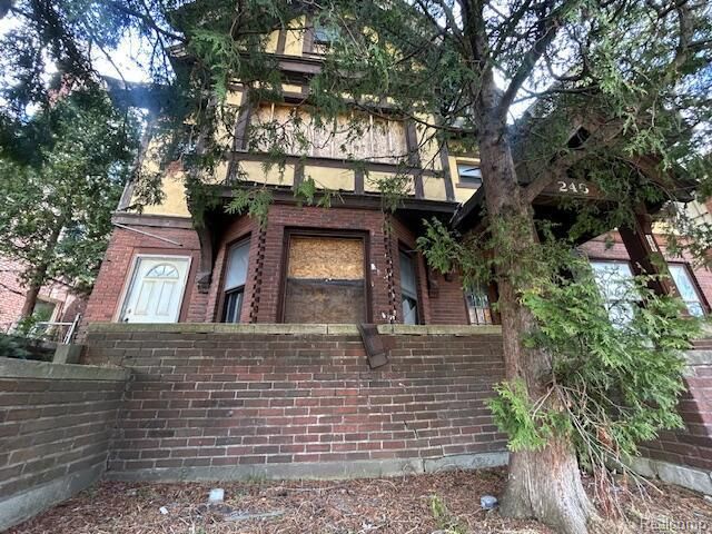 250 Eliot Street, Detroit, MI 48201