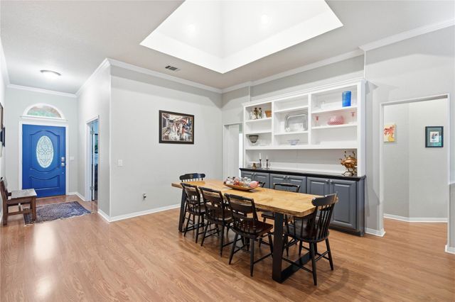 11213 Savin Hill LN, Austin, TX 78739