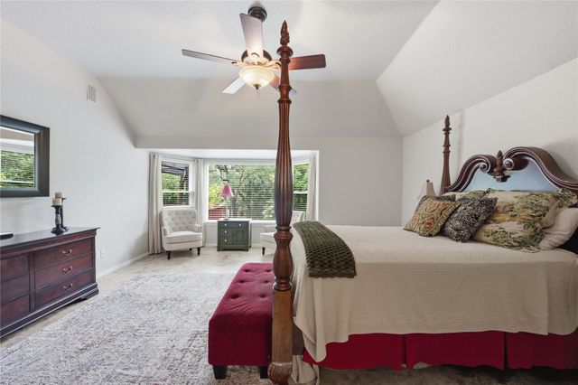 11213 Savin Hill LN, Austin, TX 78739