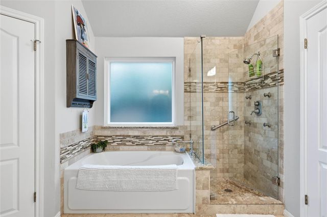 11213 Savin Hill LN, Austin, TX 78739