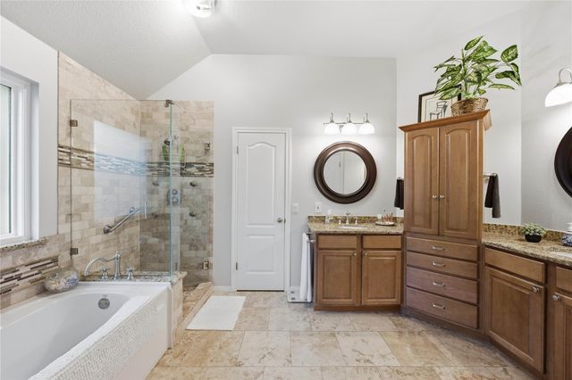 11213 Savin Hill LN, Austin, TX 78739