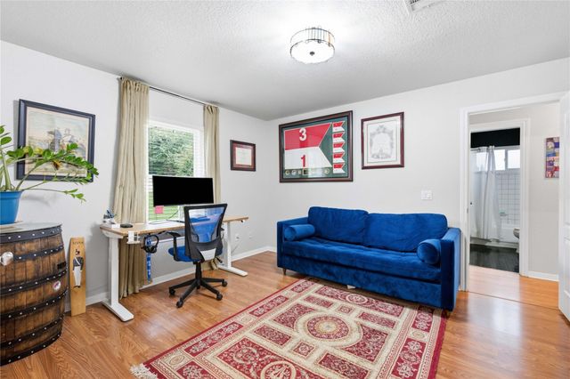 11213 Savin Hill LN, Austin, TX 78739