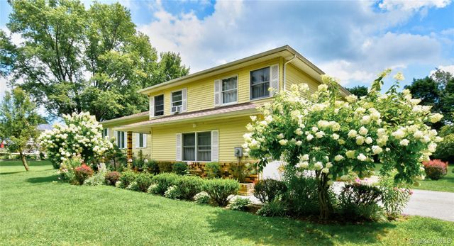 504 Ridge Road, Campbell Hall, NY 10916