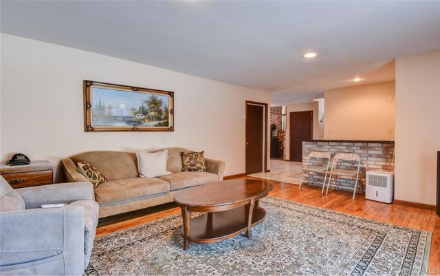 504 Ridge Road, Campbell Hall, NY 10916