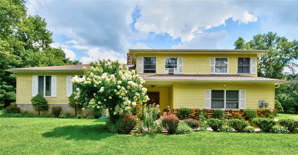 504 Ridge Road, Campbell Hall, NY 10916