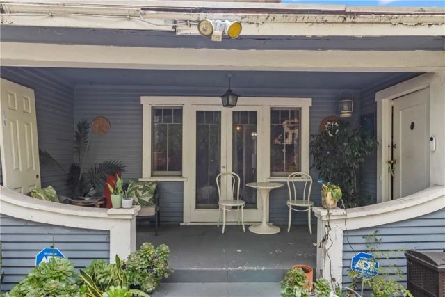 6616 Leland Way, Los Angeles, CA 90028