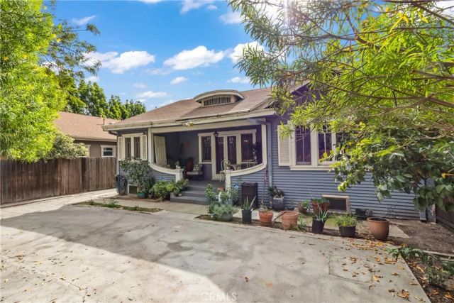 6616 Leland Way, Los Angeles, CA 90028
