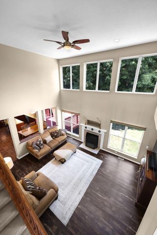 2602 Crestview Woods Drive, Newark, OH 43055