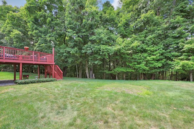 2602 Crestview Woods Drive, Newark, OH 43055