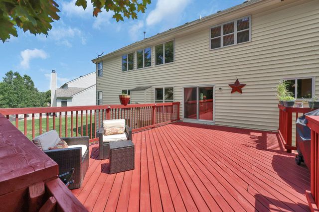2602 Crestview Woods Drive, Newark, OH 43055