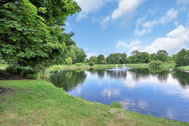 2602 Crestview Woods Drive, Newark, OH 43055