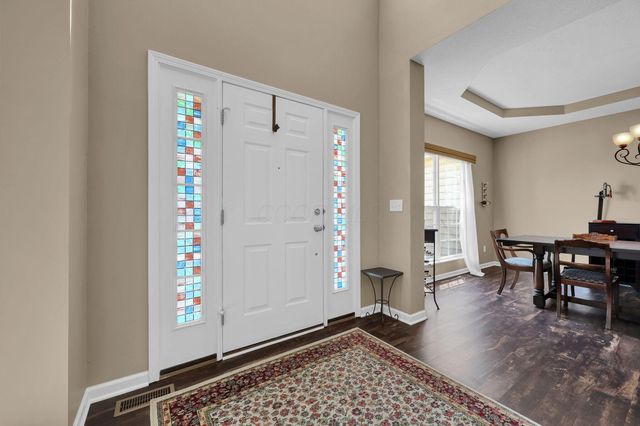 2602 Crestview Woods Drive, Newark, OH 43055