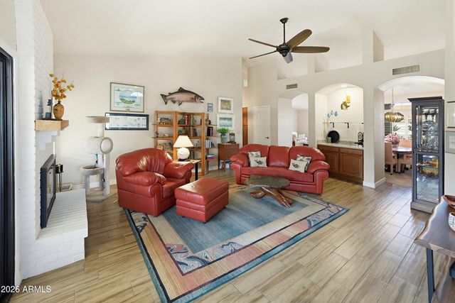 9555 W ESCUDA Drive, Peoria, AZ 85382