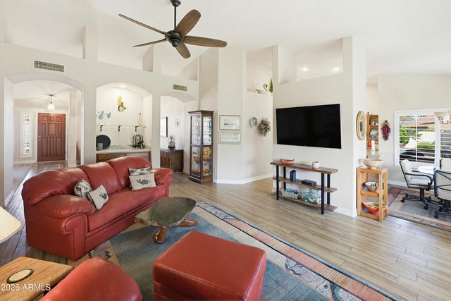 9555 W ESCUDA Drive, Peoria, AZ 85382