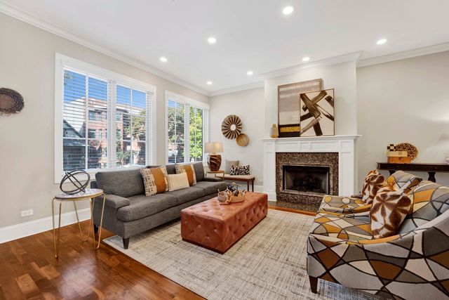 1433 W Winnemac Avenue, Chicago, IL 60640