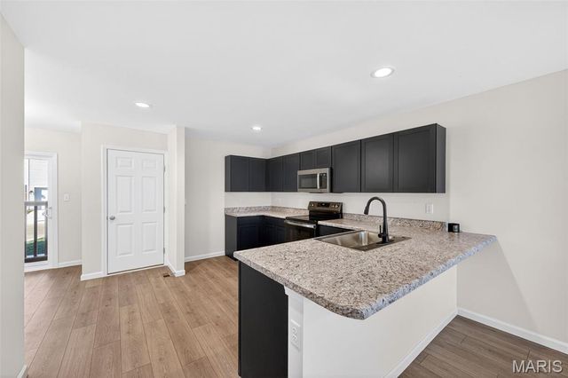 463 Sunset Hollow Drive, Wentzville, MO 63385