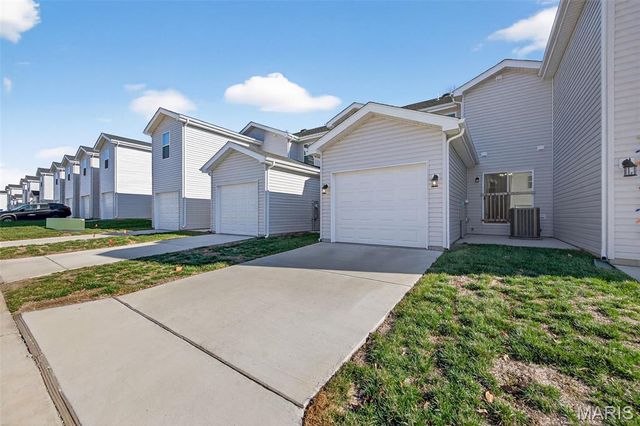 463 Sunset Hollow Drive, Wentzville, MO 63385