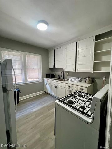 2979 Clements Street, Detroit, MI 48238