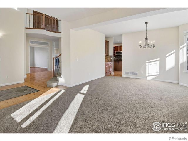 121 Osprey Lane, Lyons, CO 80540