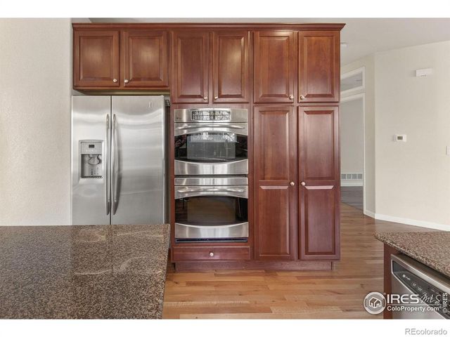 121 Osprey Lane, Lyons, CO 80540