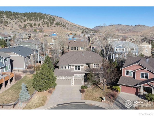 121 Osprey Lane, Lyons, CO 80540