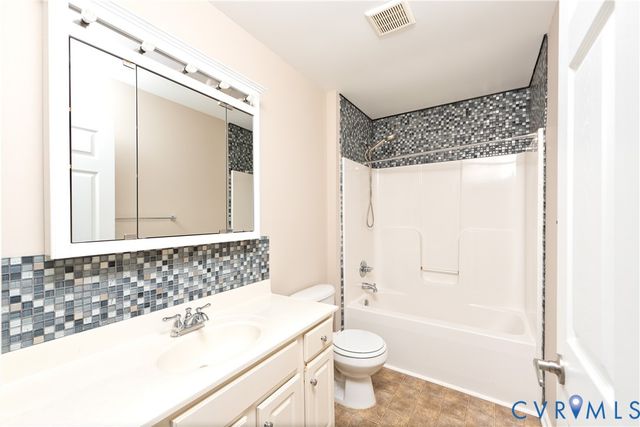 14537 Parracombe Ln, Chesterfield, VA 23112