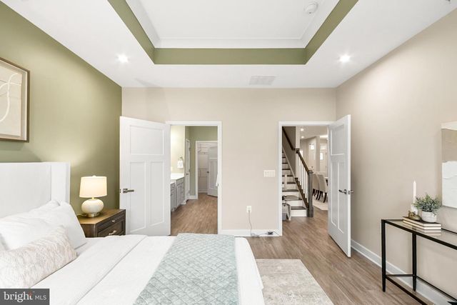 3225 THORNAPPLE DR, Frederick, MD 21704