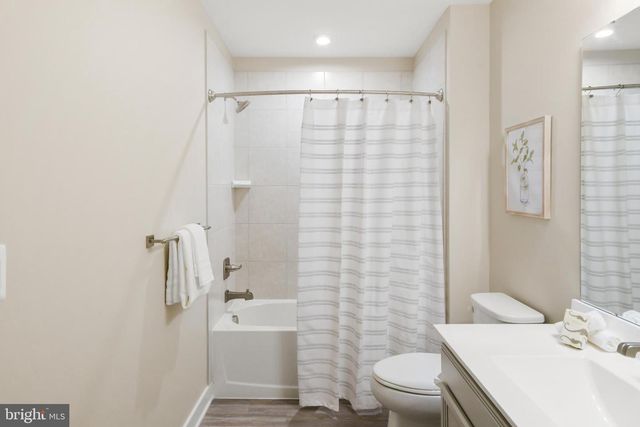 3225 THORNAPPLE DR, Frederick, MD 21704