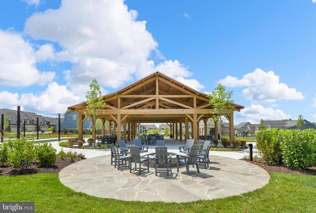 3225 THORNAPPLE DR, Frederick, MD 21704