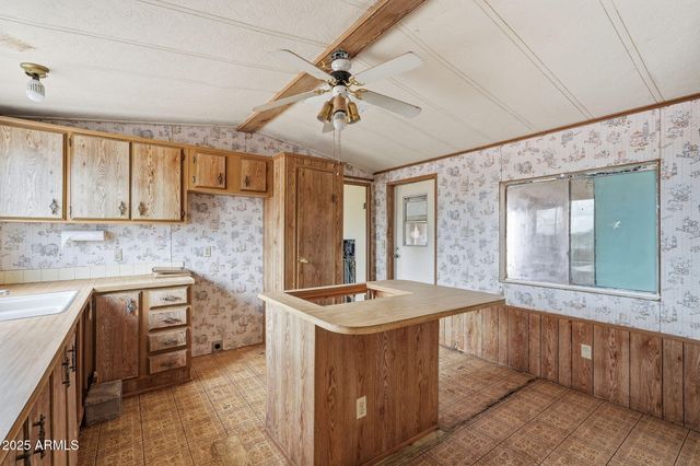 9156 S THORNTON Road, Casa Grande, AZ 85193