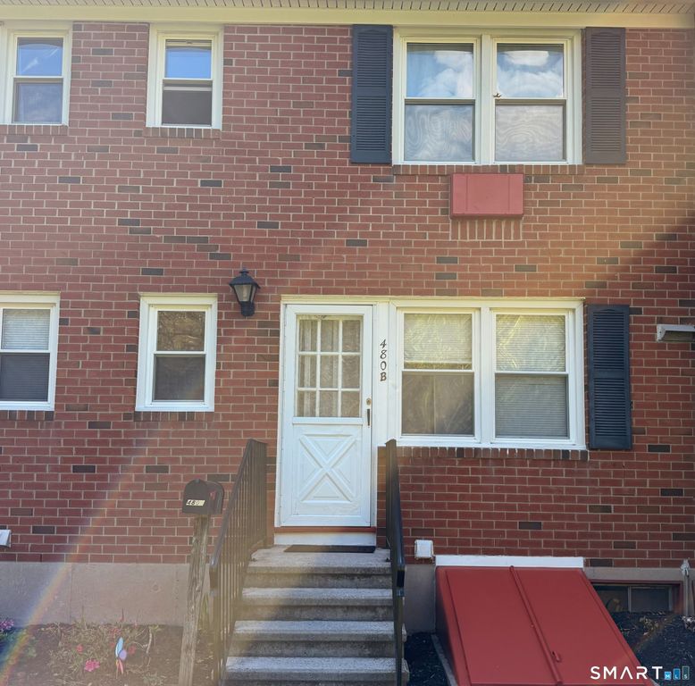 480 Radmere Road B, Cheshire, CT 06410