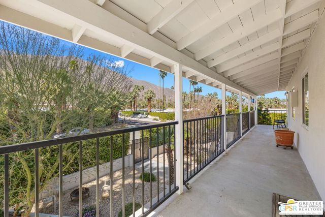 1674 S Via Salida 3, Palm Springs, CA 92264